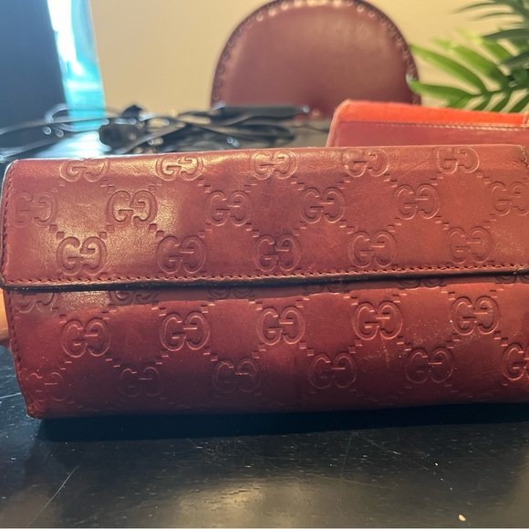 Red Long Guccissima Heart Snap Leather Wallet Bifold Monogram Leather Gold - Picture 3 of 11